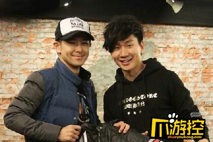 �ֿ��ܿ�ȡְҵ����֤ ���ѳ���־ӱ��CP��